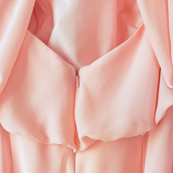 Coral Scoop Neck Floor-Length Chiffon Dress - Picture 6 of 7